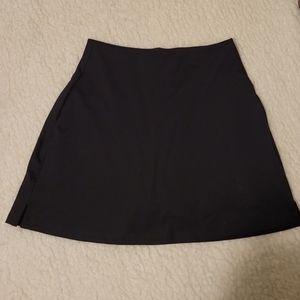 EUC Girlfriend collective black skort